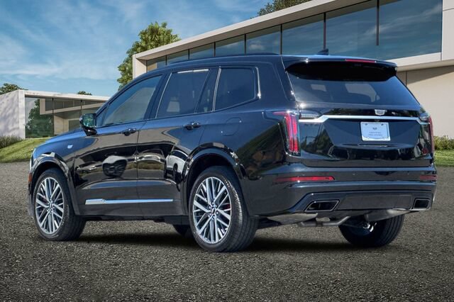 Certified 2024 Cadillac XT6 Sport w/ Technology Package AWD/4WD image 6