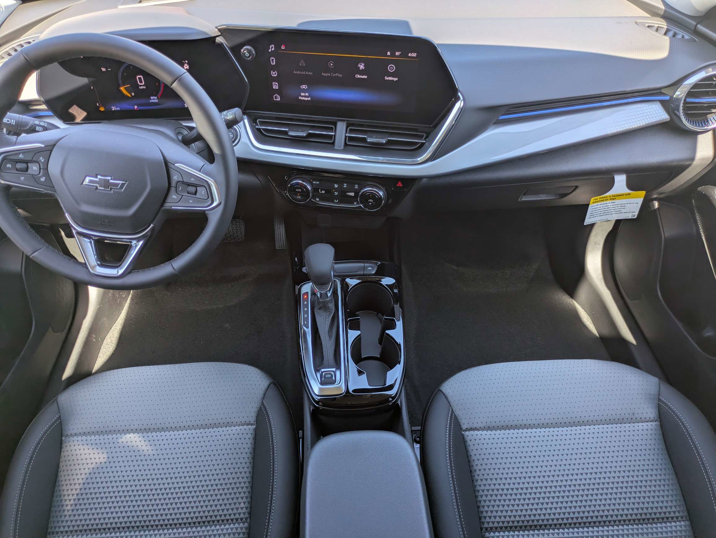 New 2026 Chevrolet Trax LT w/ Midnight Edition FWD image 9