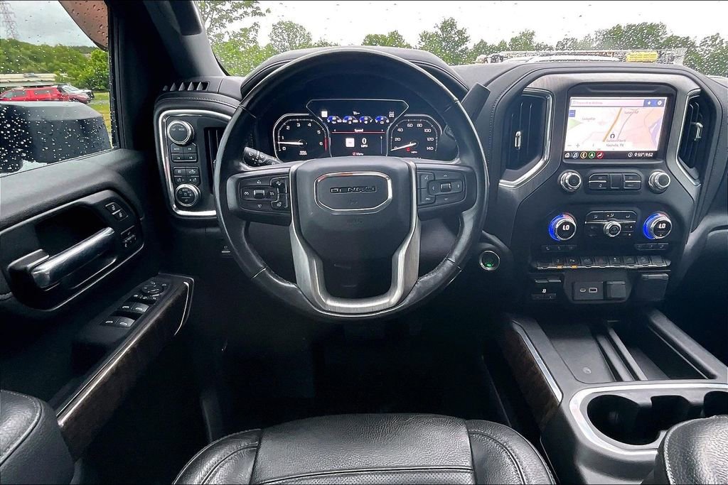 Used 2020 GMC Sierra 3500 Denali w/ Denali Ultimate Package AWD/4WD image 11