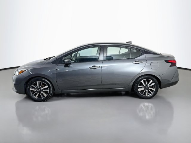 Used 2021 Nissan Versa SV FWD image 6