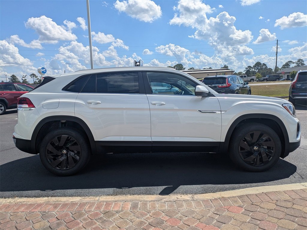 New 2026 Volkswagen Atlas Cross Sport SE image 4