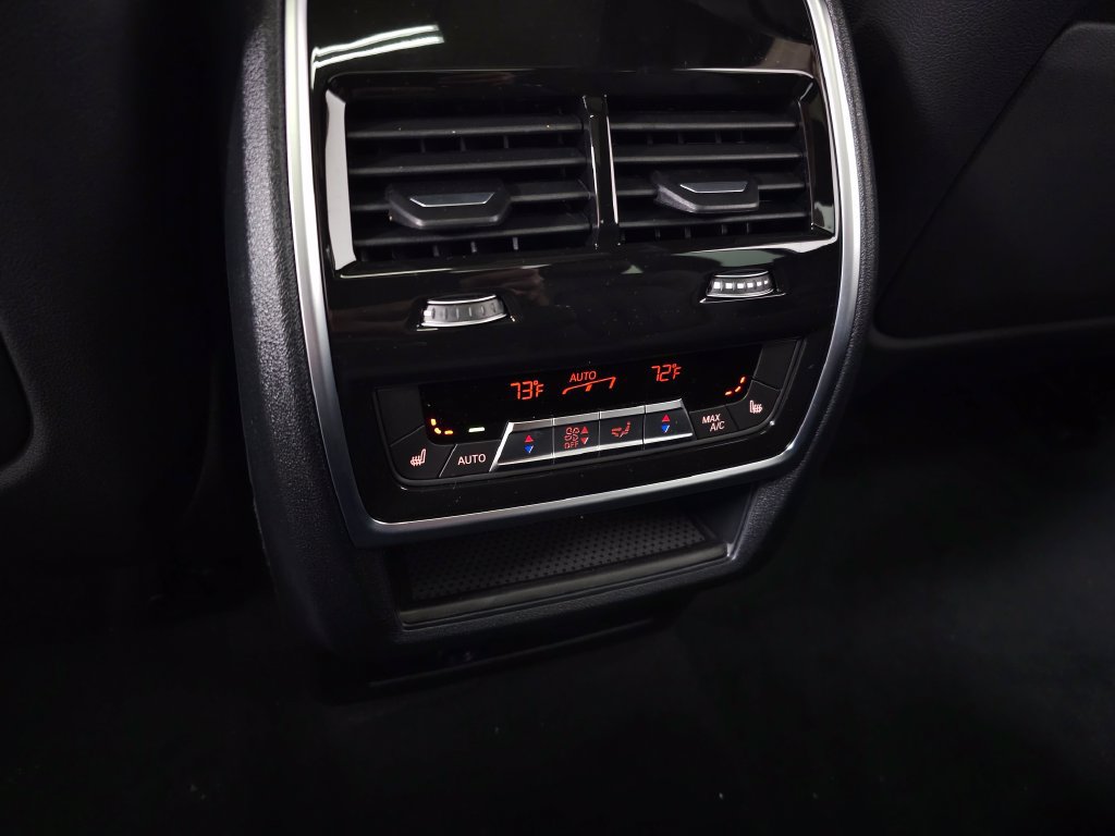 New 2027 BMW X7 xDrive40i w/ Executive Package AWD/4WD image 35