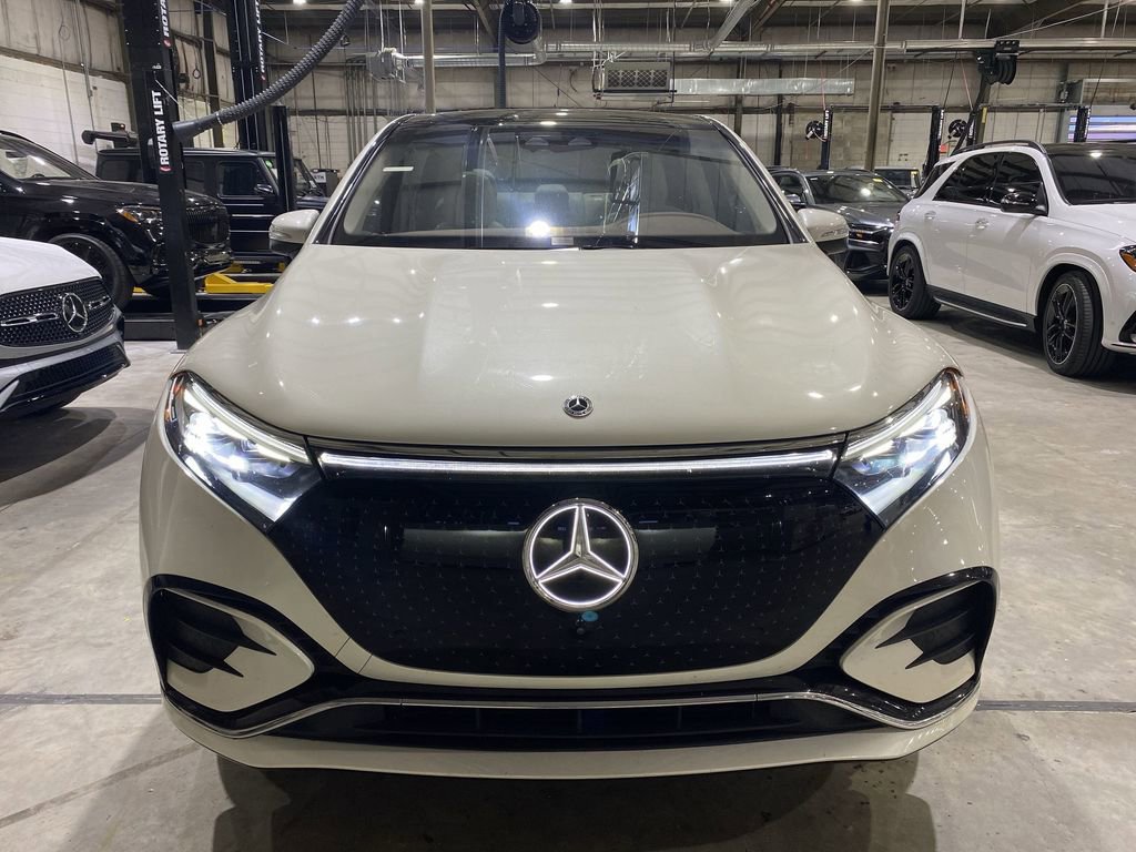 Used 2023 Mercedes-Benz EQS 580 4MATIC SUV image 20
