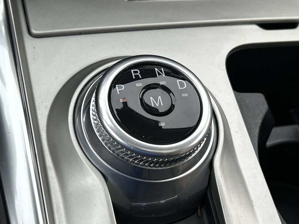 Used 2021 Ford Explorer Limited w/ Equipment Group 301A image 35