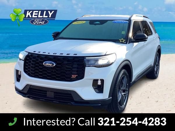Used 2025 Ford Explorer ST image 1