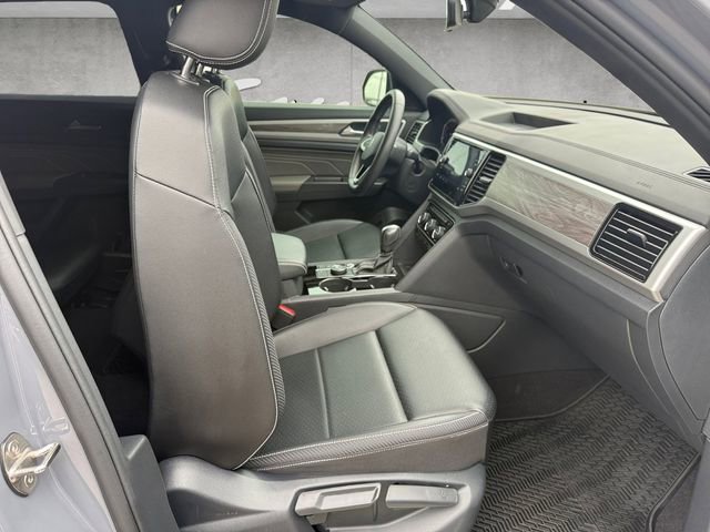 Used 2022 Volkswagen Atlas Cross Sport SE image 24
