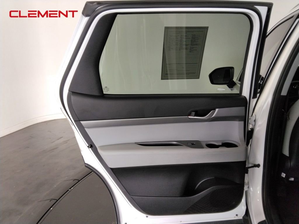 Used 2023 Hyundai Palisade SEL image 26