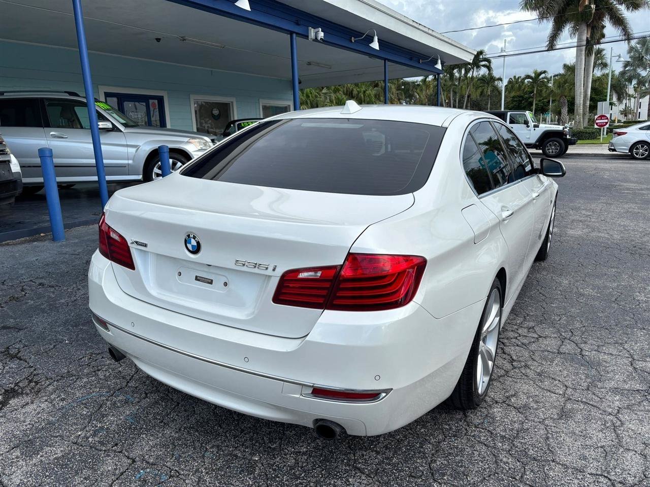 Used 2014 BMW 535i xDrive Sedan AWD/4WD image 5