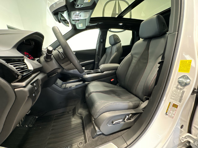 Used 2026 Acura RDX w/ Advance Package AWD/4WD image 14