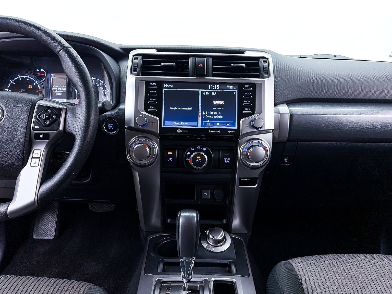 Used 2022 Toyota 4Runner SR5 AWD/4WD image 5