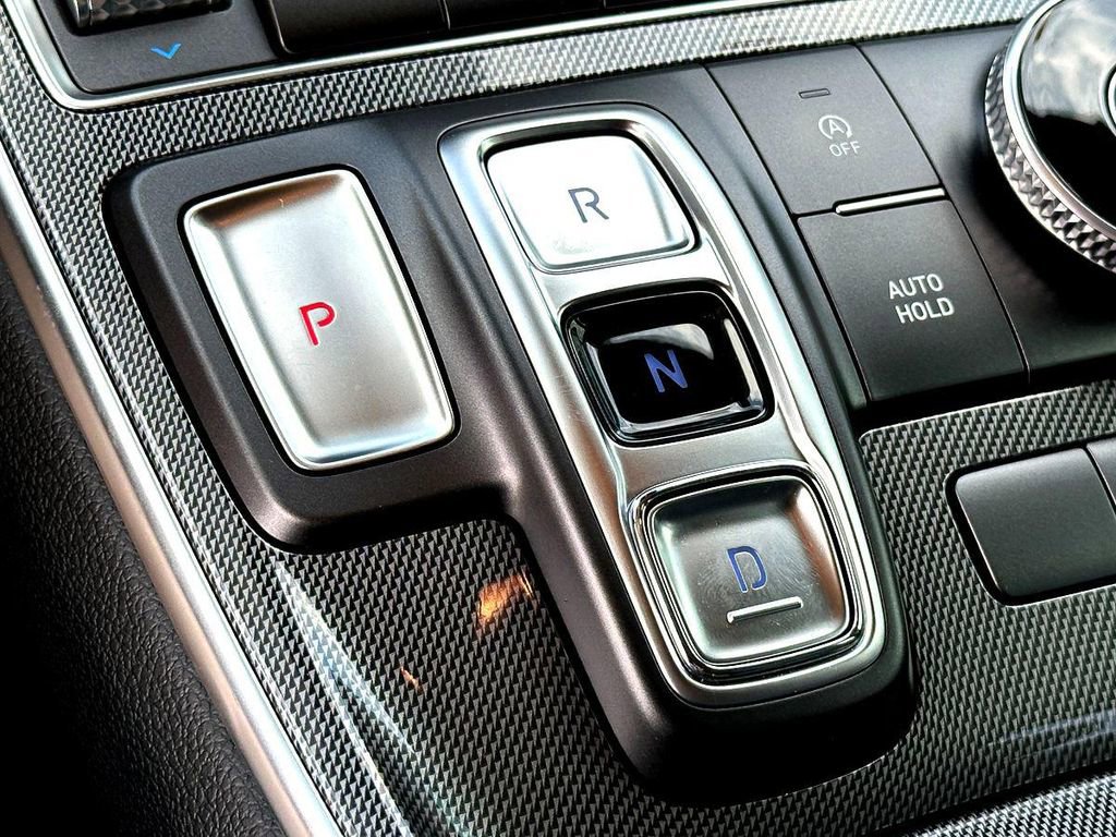 Used 2023 Hyundai Santa Fe SEL FWD image 18