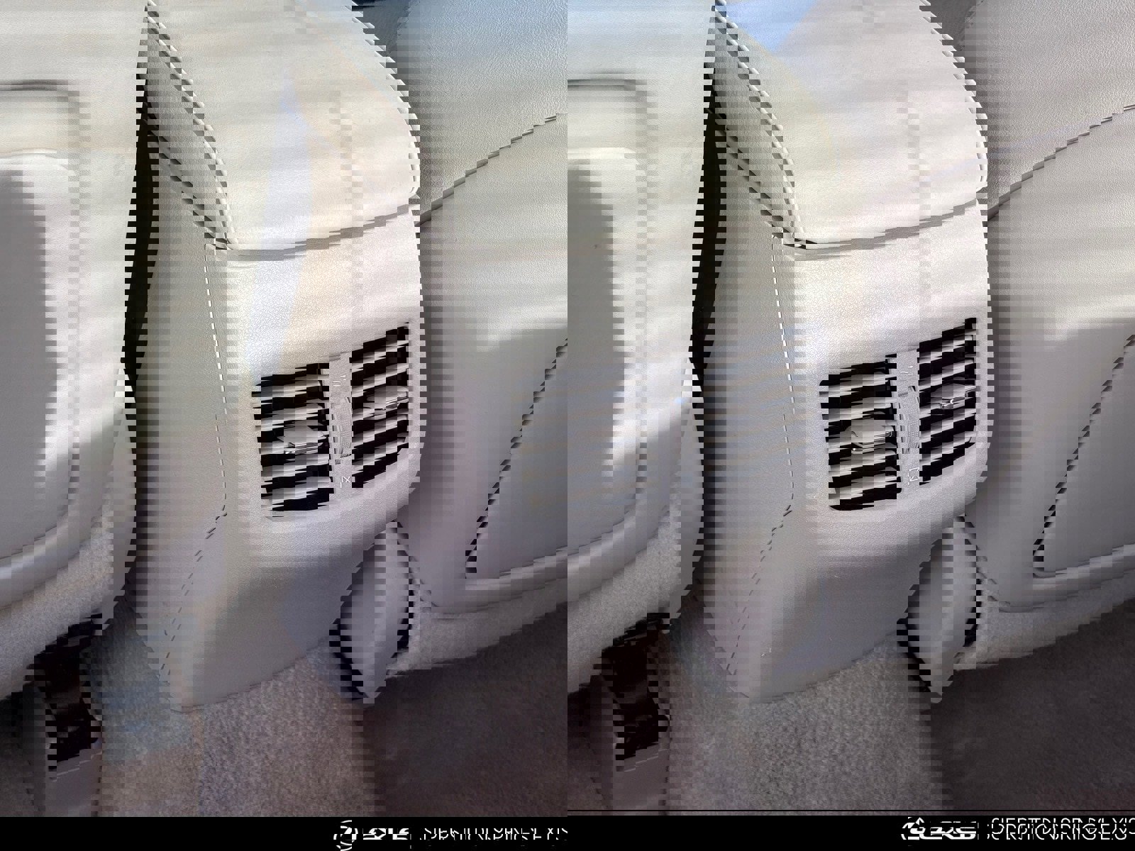 Used 2010 Lexus ES 350 image 17