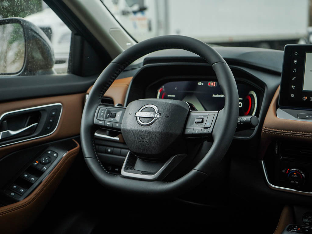 New 2026 Nissan Rogue Platinum image 16