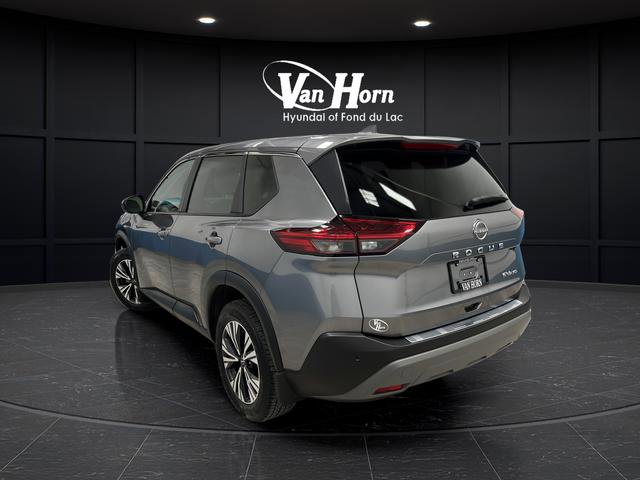 Used 2023 Nissan Rogue SV image 5