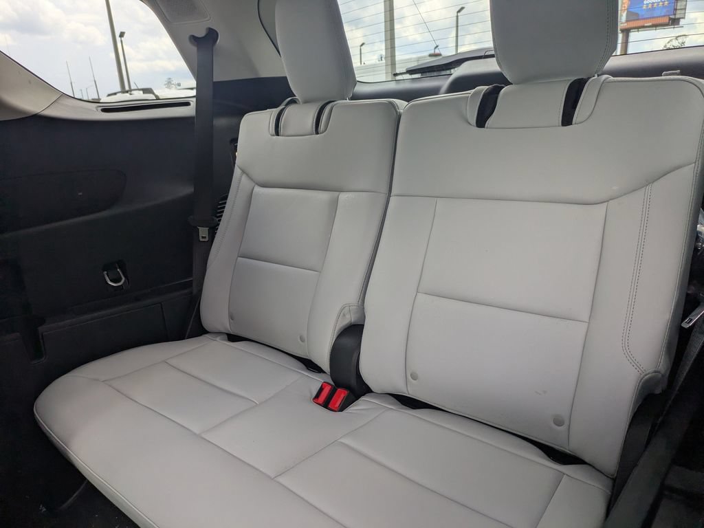 New 2026 Ford Explorer Platinum AWD/4WD image 16