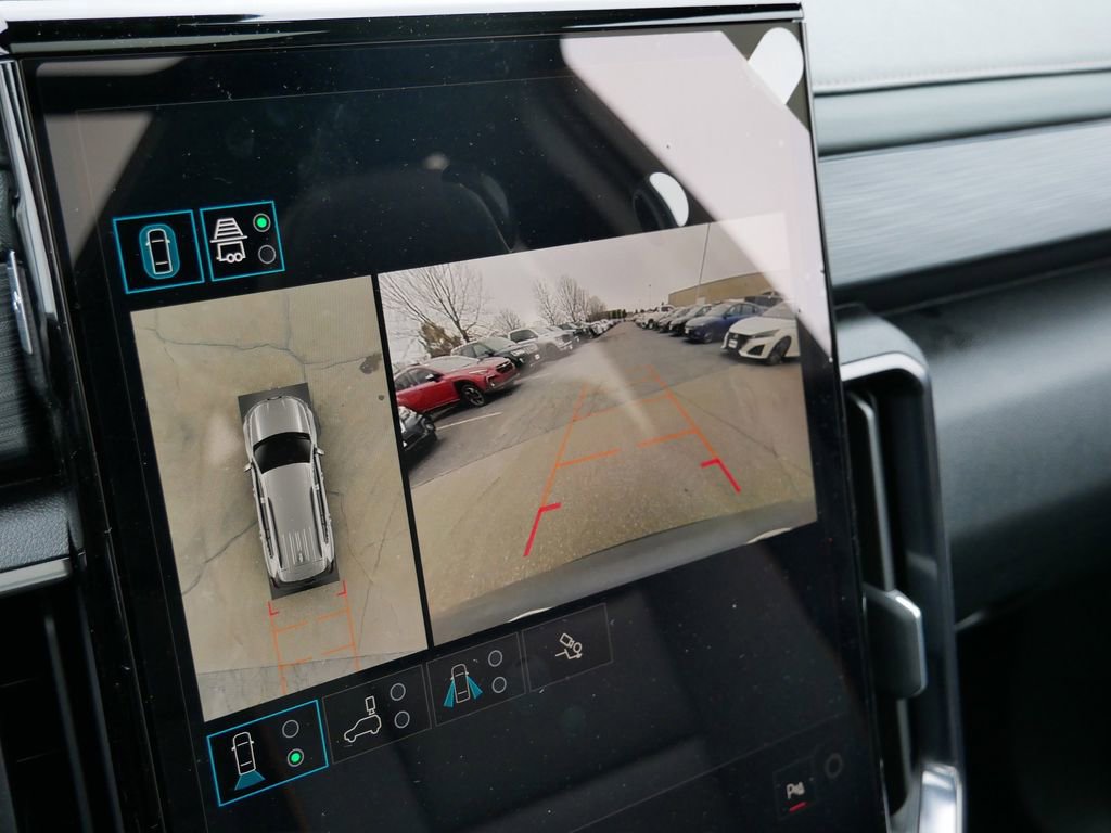 New 2026 GMC Acadia AT4 w/ Luxury Package image 13