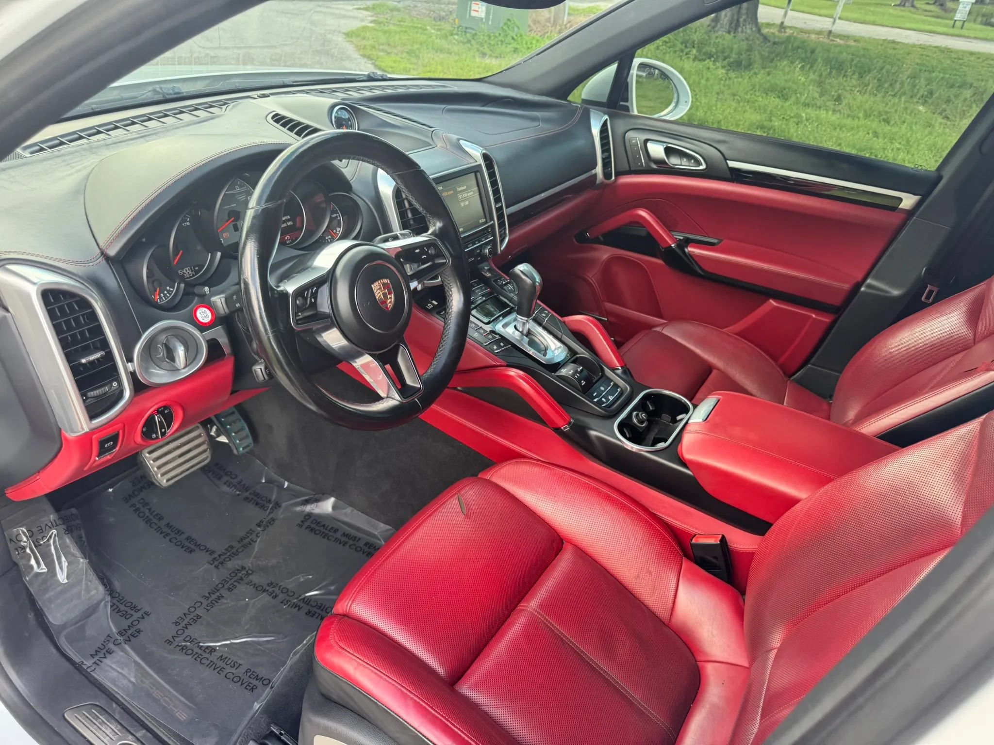 Used 2015 Porsche Cayenne S AWD/4WD image 14