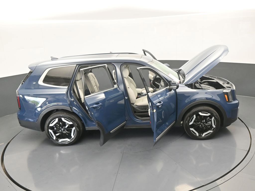 Used 2025 Kia Telluride EX w/ EX Captain's Chair Package image 75