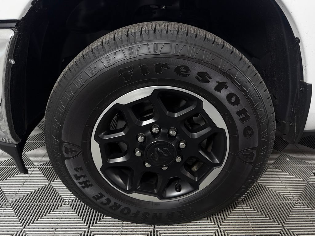 Used 2025 RAM 2500 Laramie RWD image 12