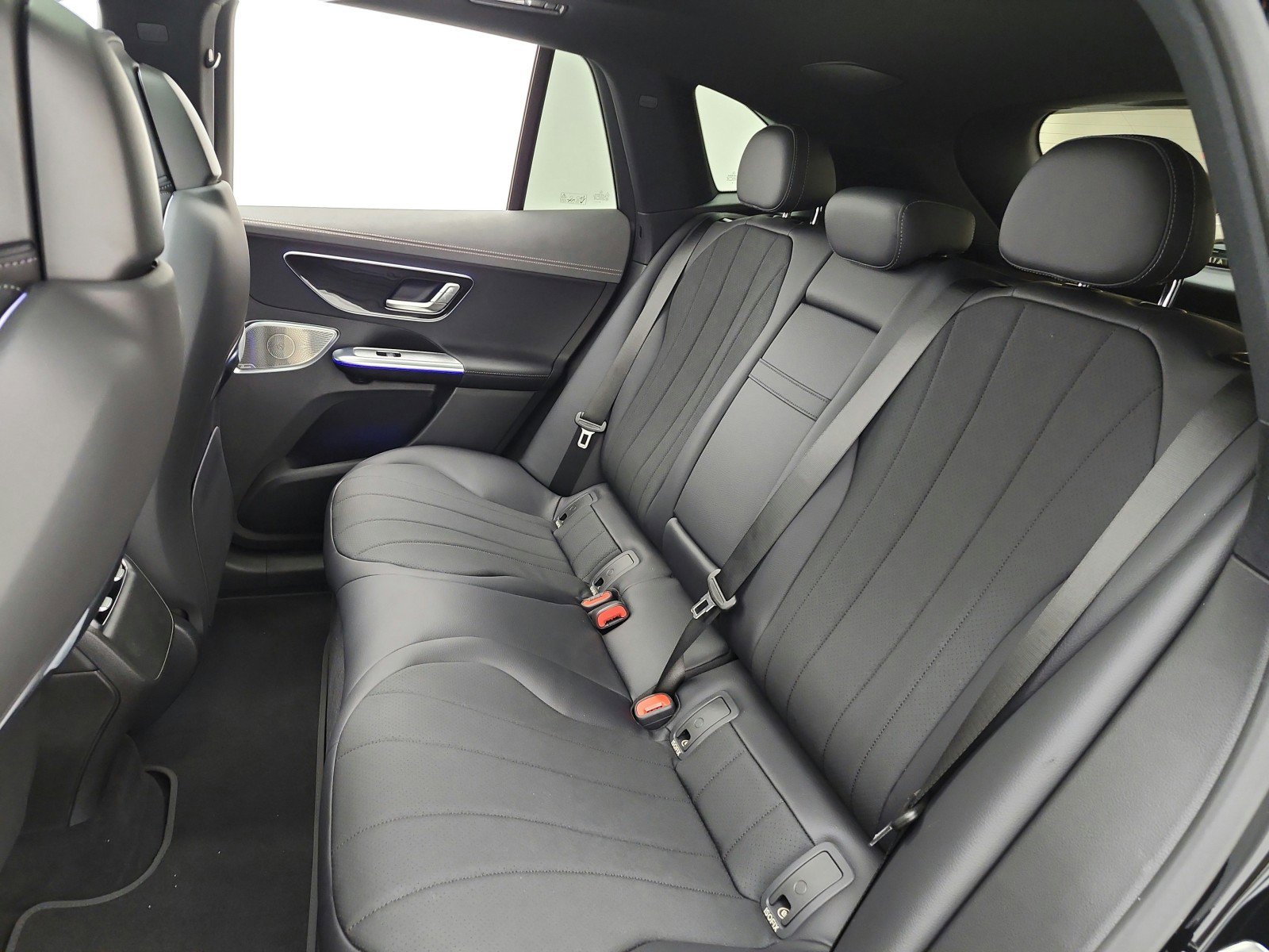 New 2026 Mercedes-Benz EQE 320 4MATIC SUV image 11