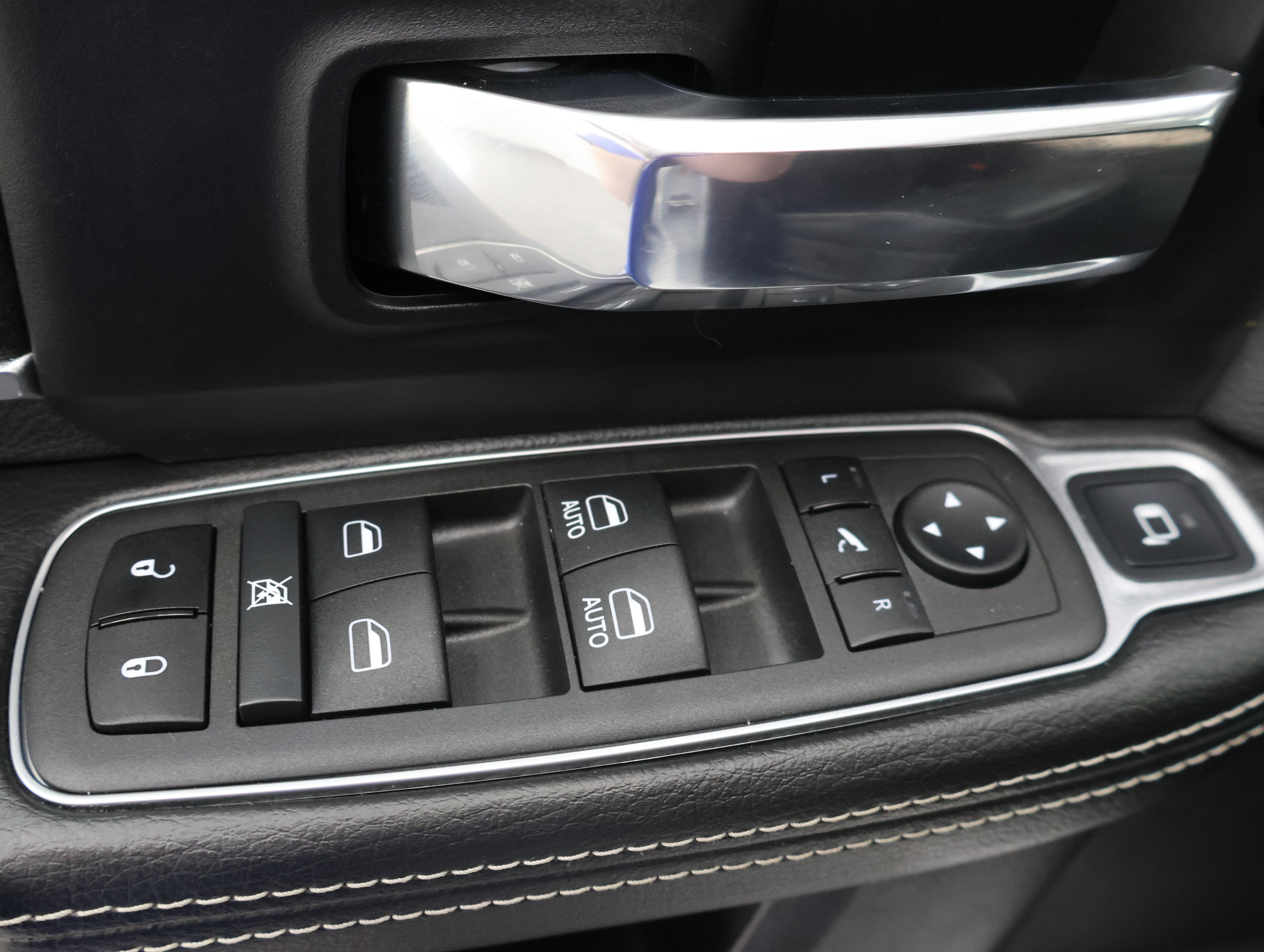 Used 2022 RAM 2500 Laramie AWD/4WD image 41