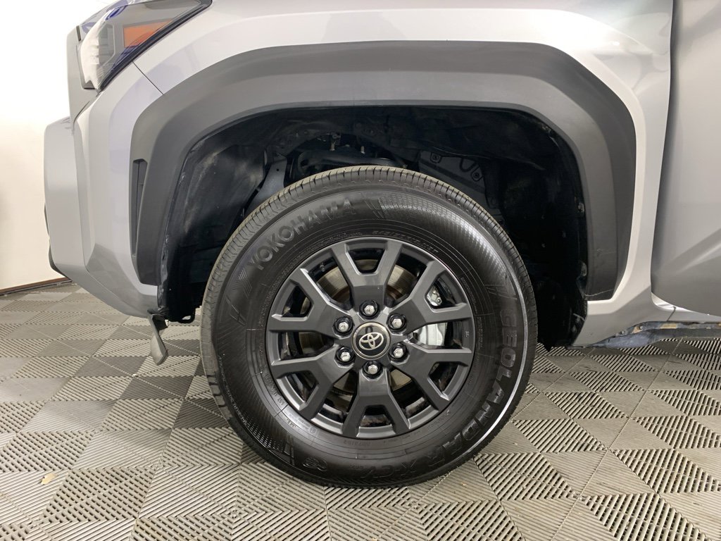 Used 2025 Toyota 4Runner SR5 image 11