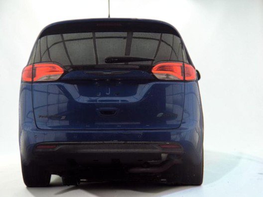 Used 2019 Chrysler Pacifica Limited w/ Advanced Safetytec Group FWD image 7