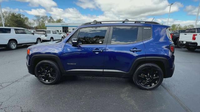 Used 2017 Jeep Renegade Altitude FWD image 5