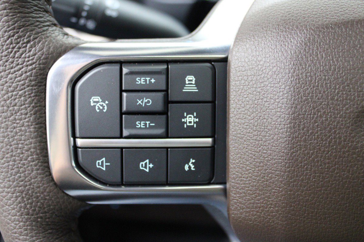 Used 2023 Ford F350 King Ranch w/ Chrome Package AWD/4WD image 23