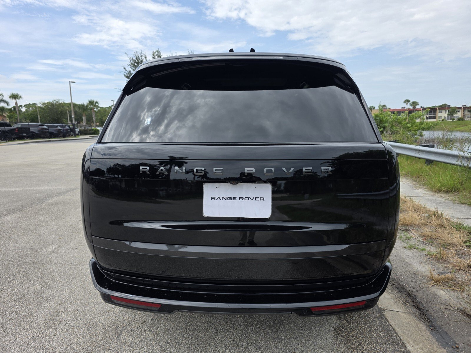New 2026 Land Rover Range Rover SE AWD/4WD image 6