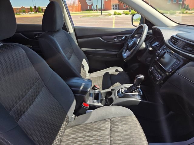 Used 2018 Nissan Rogue SV AWD/4WD image 30
