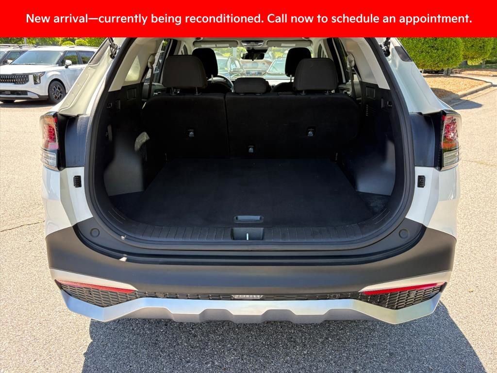 Certified 2025 Kia Sportage LX FWD image 29