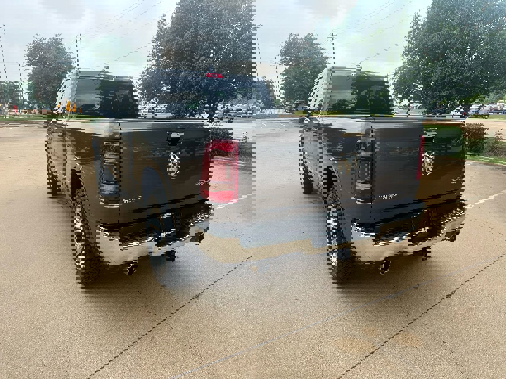 Used 2019 RAM 1500 Limited image 8