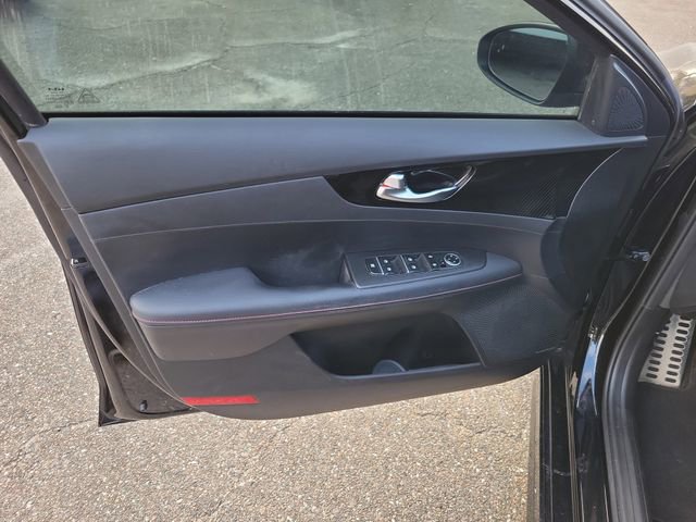 Used 2023 Kia Forte GT w/ GT2 Package image 10