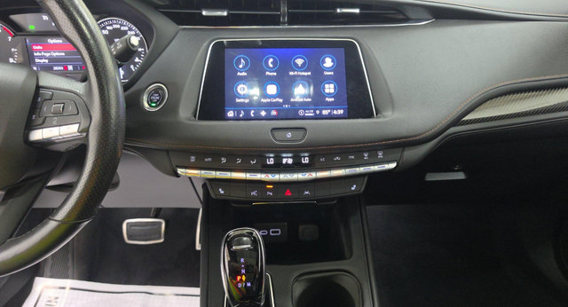 Certified 2022 Cadillac XT4 Sport w/ Enhanced Visibility Package AWD/4WD image 16