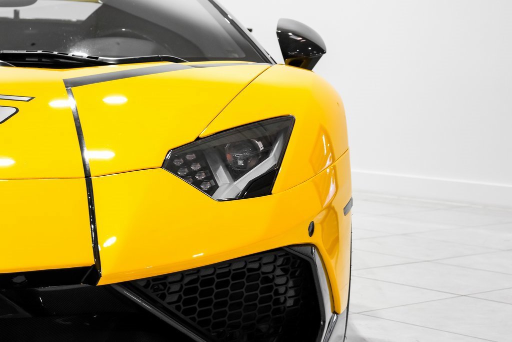 Used 2016 Lamborghini Aventador LP 700-4 image 44