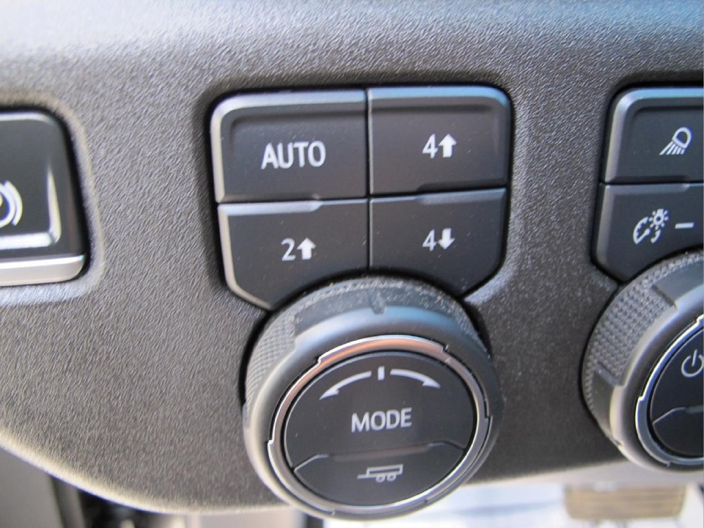 Used 2024 Chevrolet Silverado 2500 LTZ w/ LTZ Plus Package AWD/4WD image 15