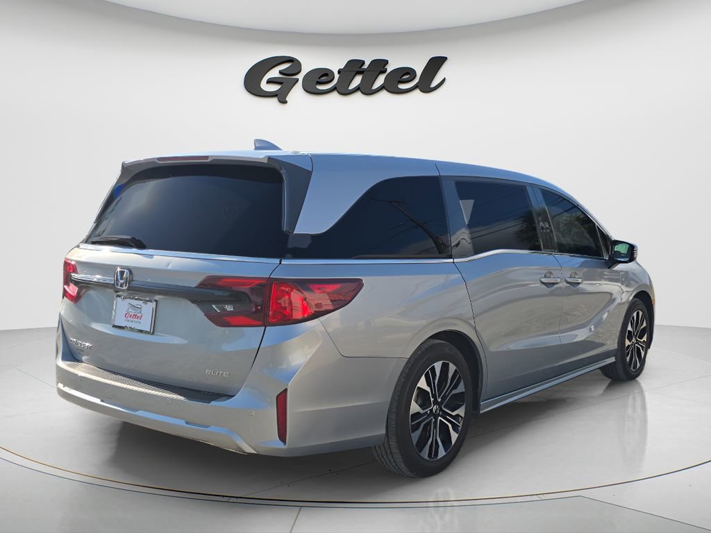 Used 2025 Honda Odyssey Elite image 5