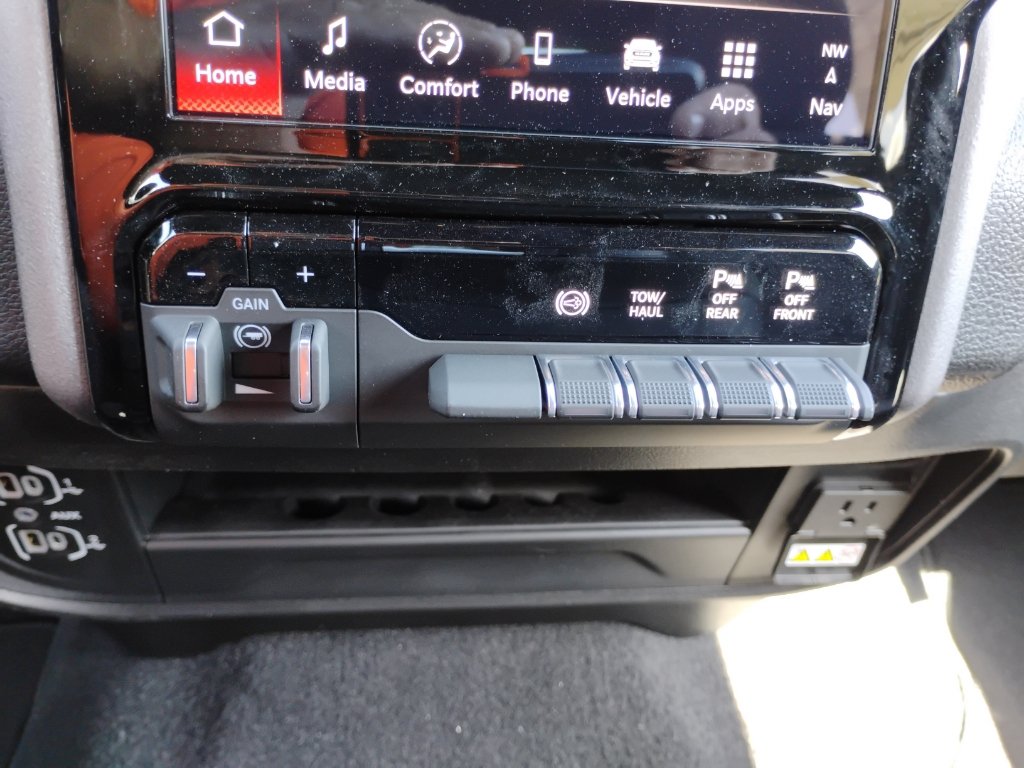 New 2026 RAM 3500 Tradesman AWD/4WD image 26