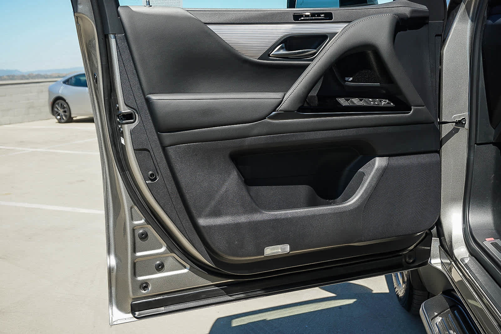 New 2026 Lexus LX 600 F Sport image 42