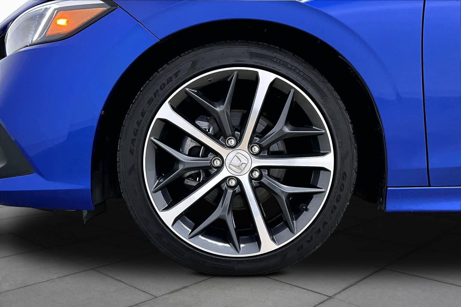 Used 2024 Honda Civic Touring image 11