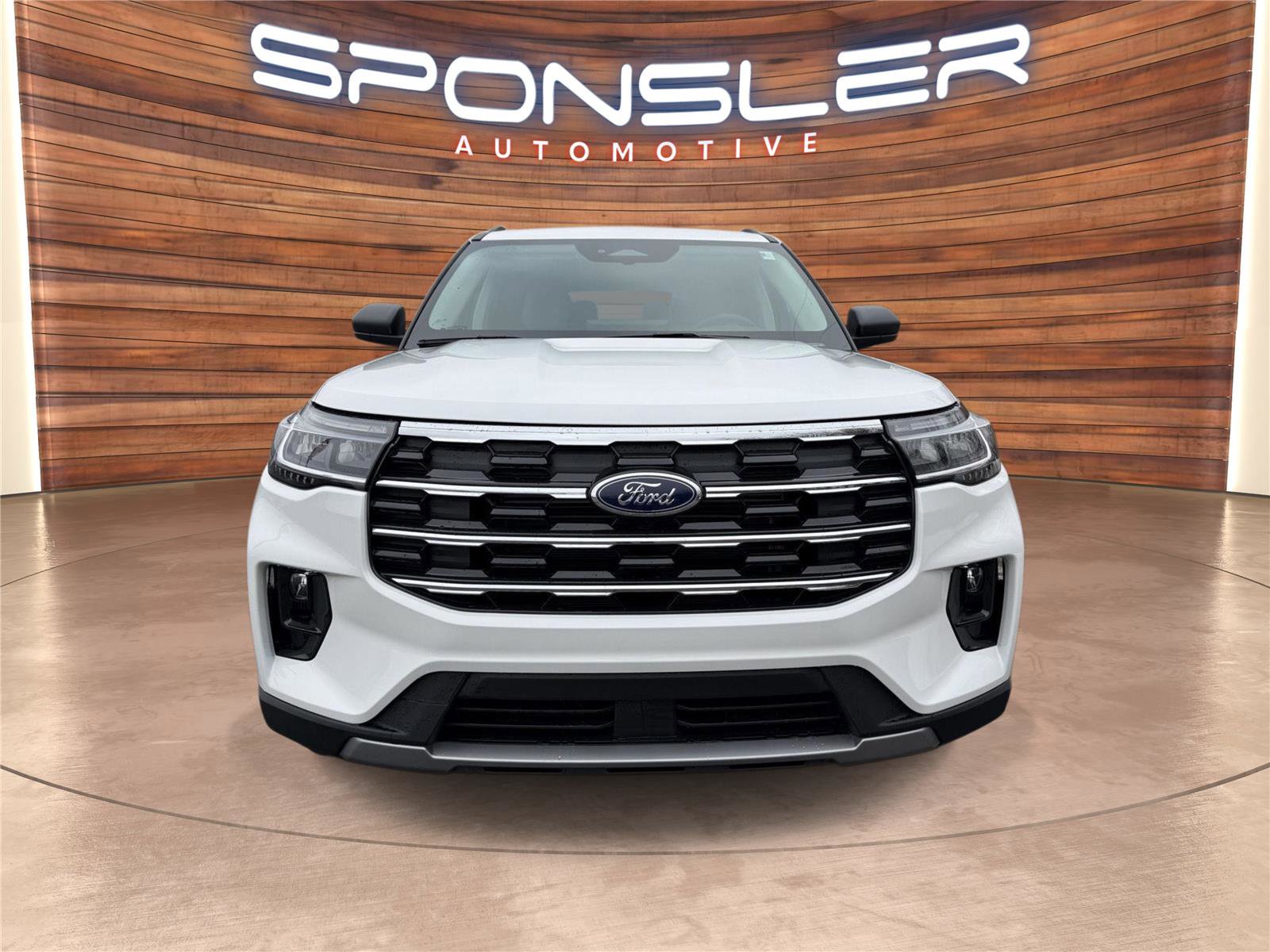 New 2026 Ford Explorer Active w/ Active Comfort Package image 9