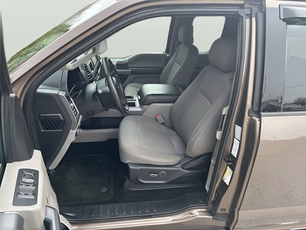 Used 2016 Ford F150 XLT w/ Equipment Group 301A Mid image 23