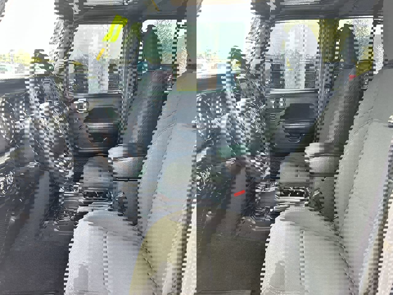 Used 2022 Jeep Gladiator Sport AWD/4WD image 21