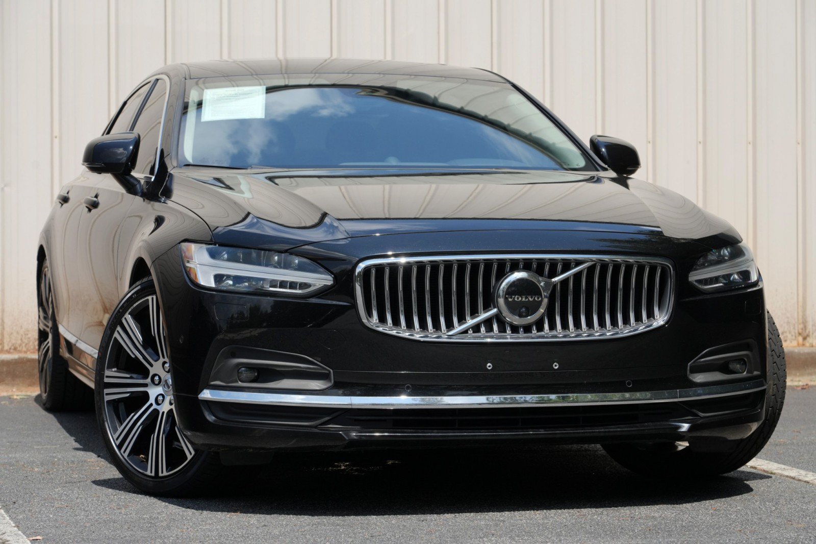 Used 2023 Volvo S90 B6 Ultimate w/ Lounge Package AWD/4WD image 2