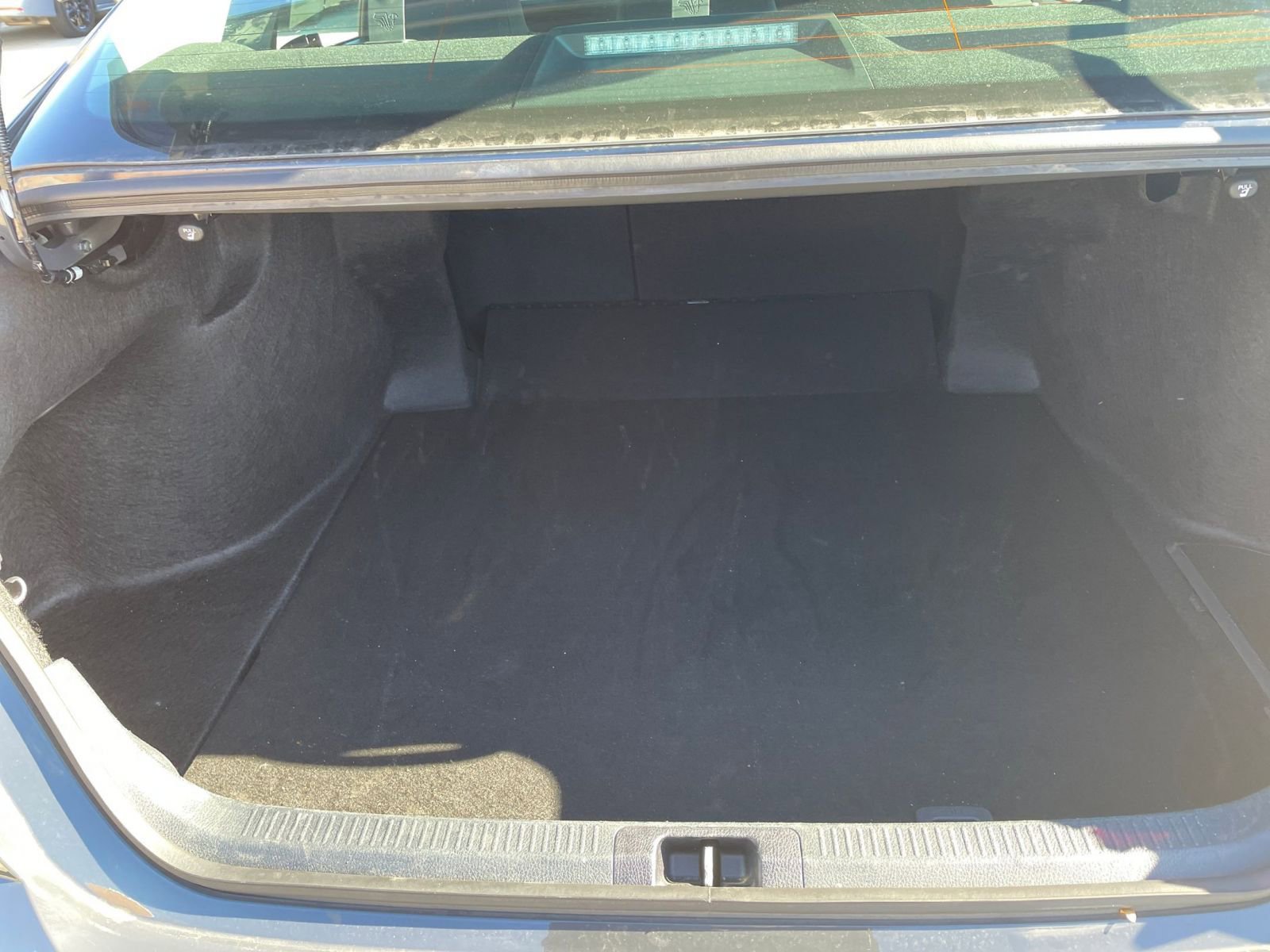 Used 2025 Toyota Camry LE image 31