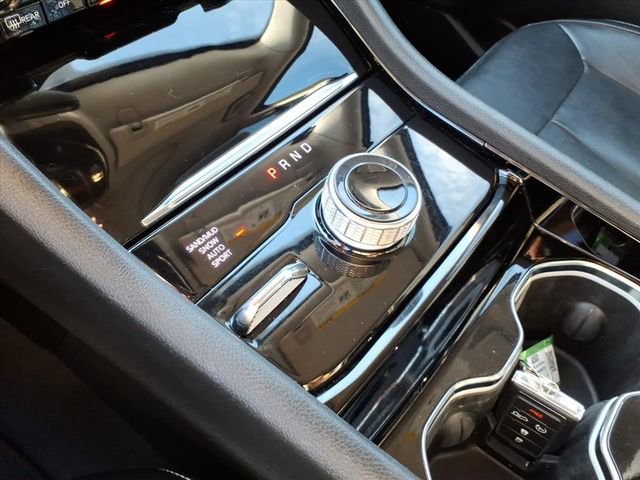 Used 2021 Jeep Grand Cherokee L Limited AWD/4WD image 23