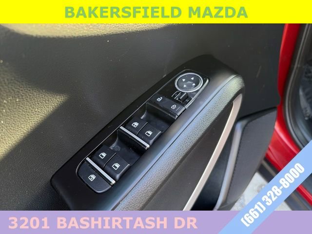 Used 2024 Kia Soul LX w/ Option Group 015 FWD image 11