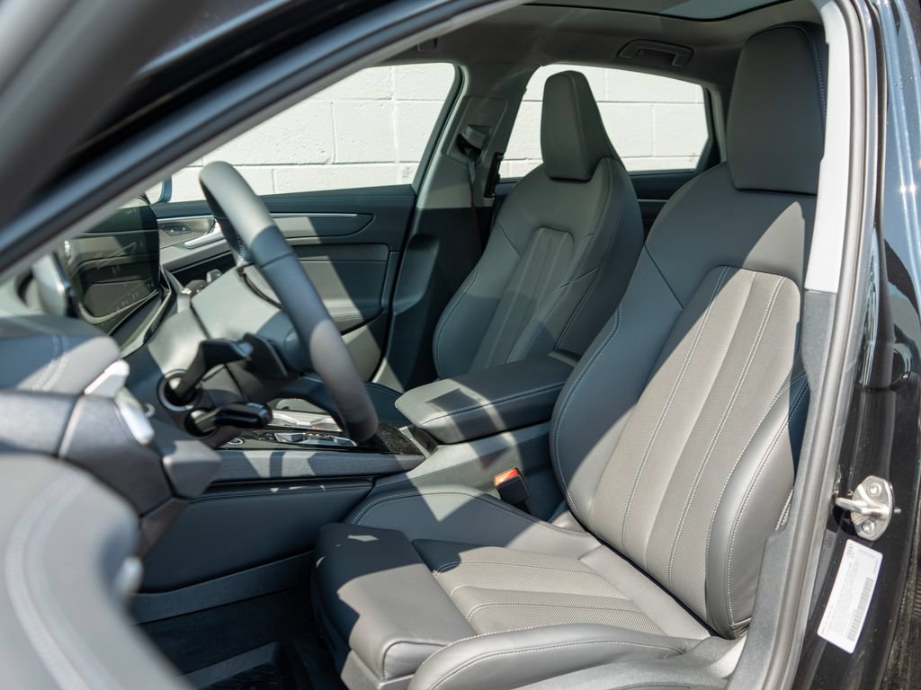 New 2026 Audi A6 Premium Plus AWD/4WD image 8