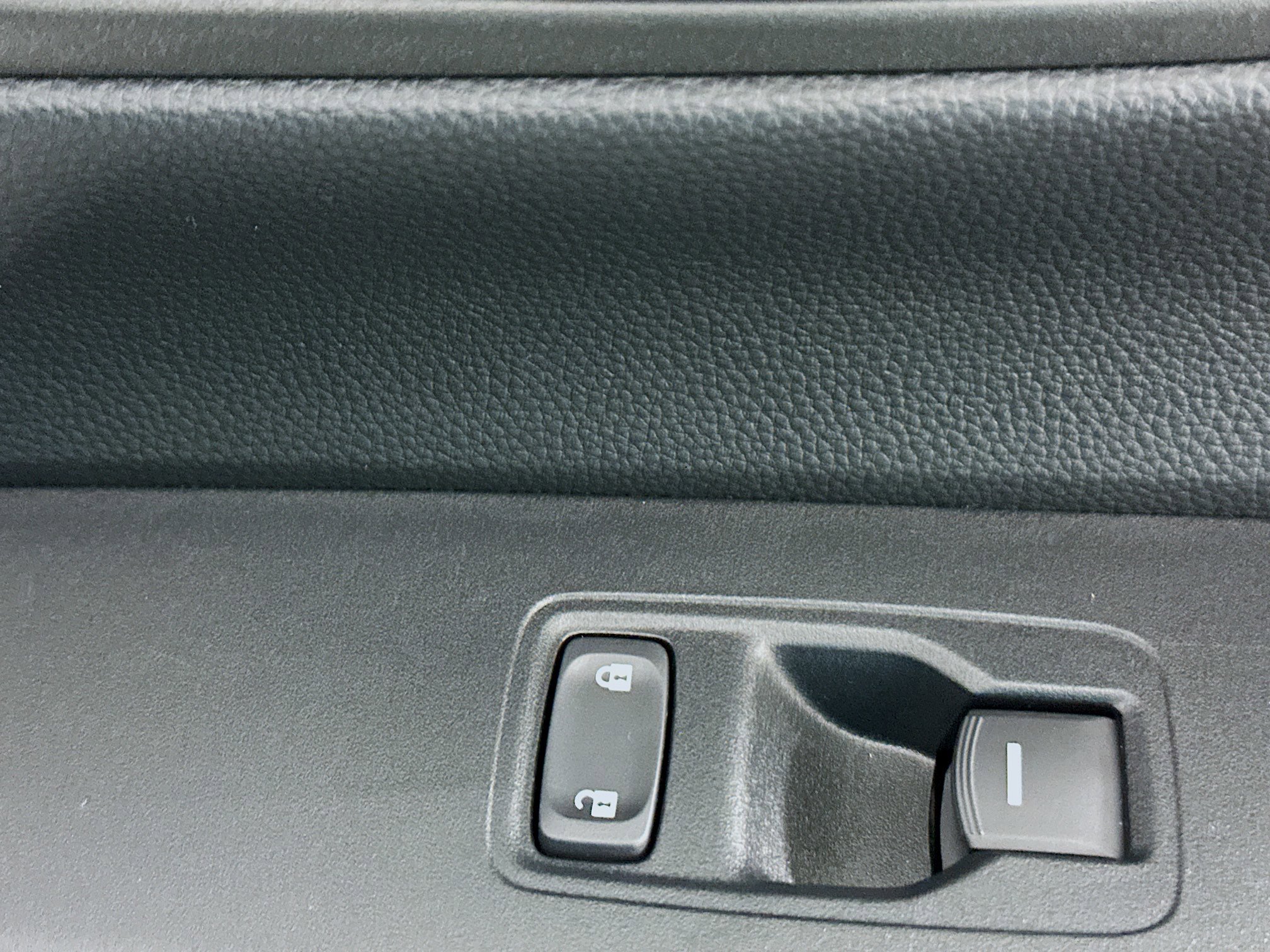 Used 2025 Honda CR-V Sport image 29